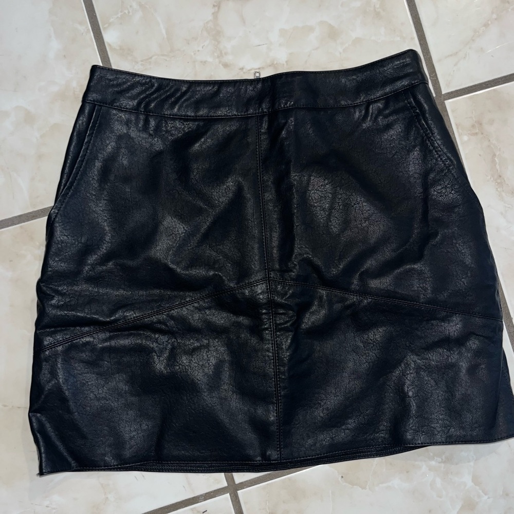 Faux Leather Mini skirt